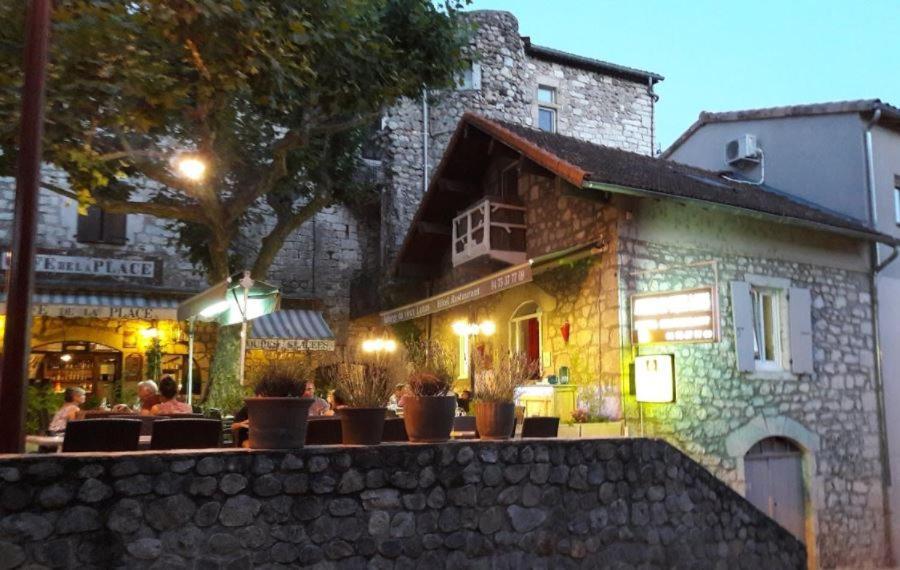 Auberge Du Vieux Lanas Logis Hotel Restaurant Exterior photo